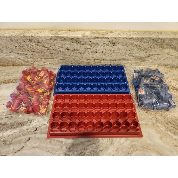 Stratego Original Board Game Infiltrator Patch Strategy War 100% Complete - Picture 3 of 7